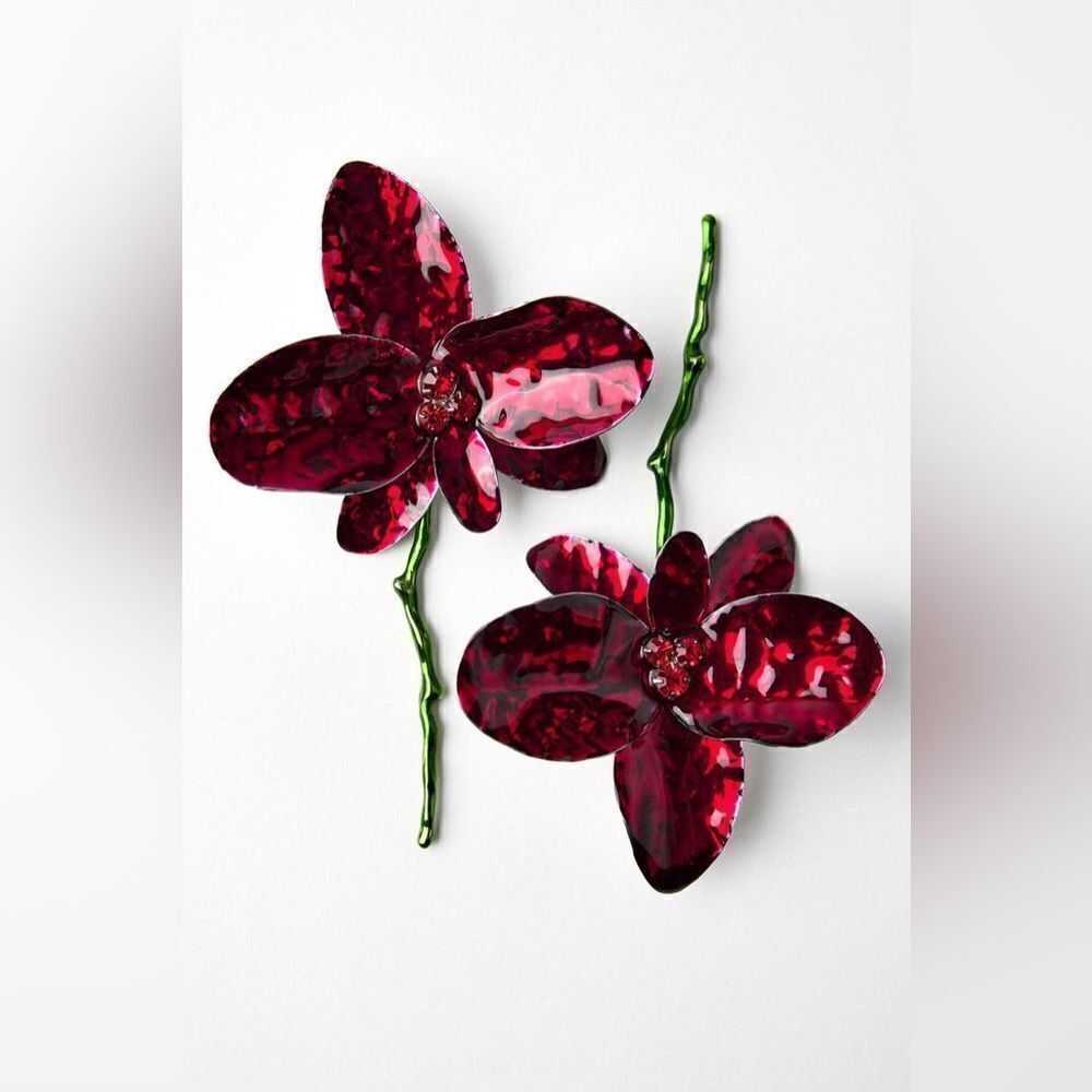 Zara Enameled Flower Earrings - Picture 2 of 7